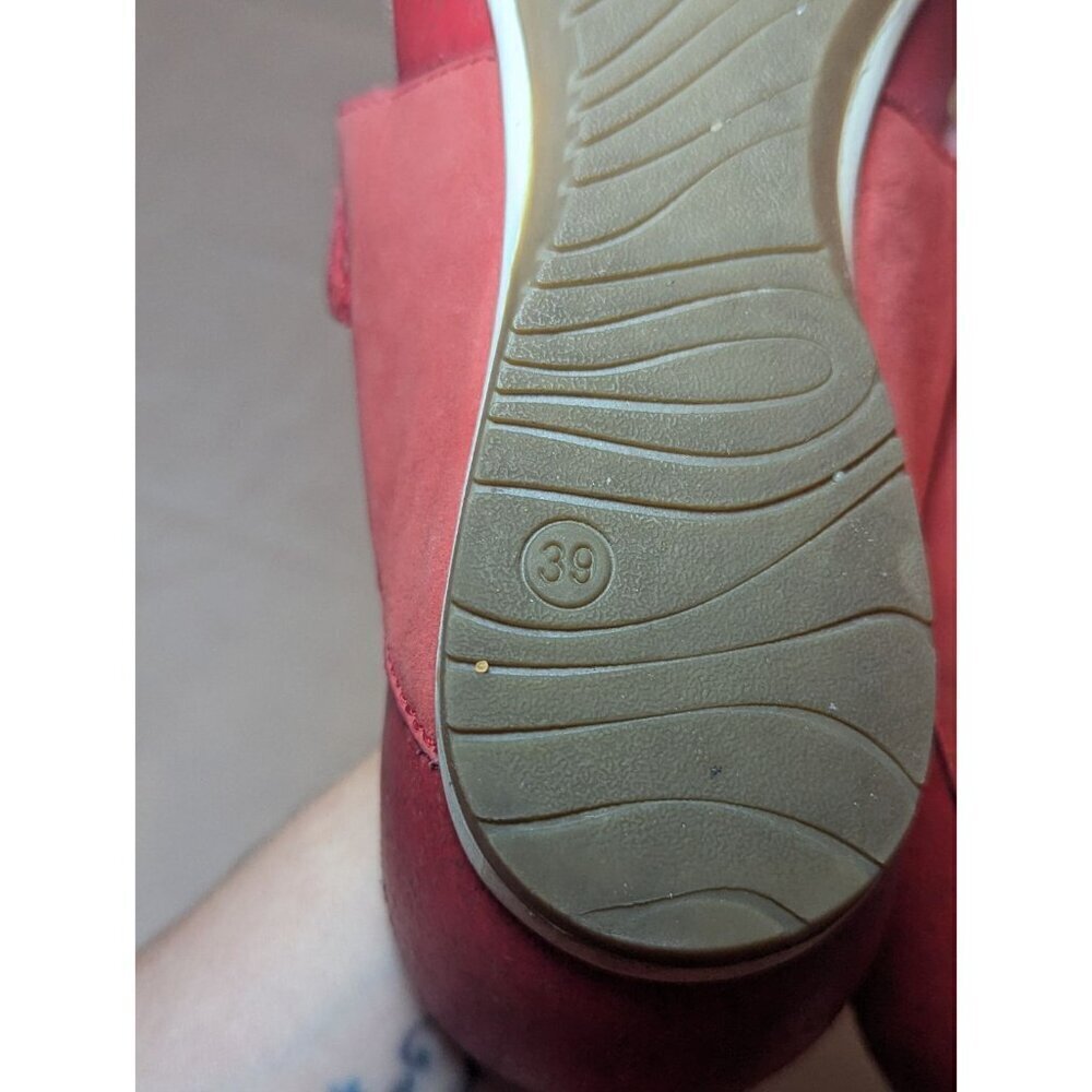 Dansko Maddy Milled Red Nubuck Womens SZ 39/8.5 Slip On Slide Sandals - Picture 10 of 16